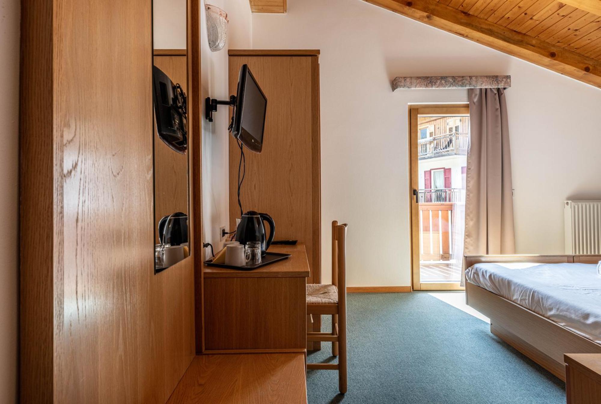 Hotel Laste' Caldes Exteriér fotografie